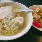 Chuugokuryouri Kouga - セットメニュー
                        塩ラーメン&回鍋肉飯