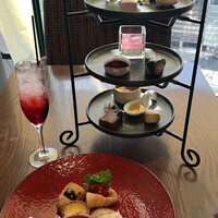 The Living Room with SKY BAR - 