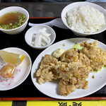 中華料理　幸莱 - 鶏のから揚げ…800円＋ご飯セット…200円