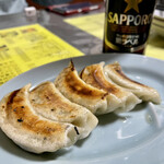 中華料理　幸莱 - 手作り餃子（5ケ入り）…340円