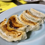 中華料理　幸莱 - 手作り餃子（5ケ入り）…340円