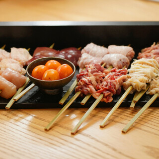 宮崎県産の新鮮な地鶏と、季節の食材を贅沢に味わう和会席