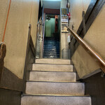 カリーライス専門店エチオピア - 2階席への階段