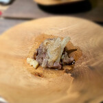 馳走 かねこ - 肉じゃが(黒毛和牛・新玉ねぎ・新じゃが)