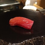 鮨と一品　いちかわ - 中トロ