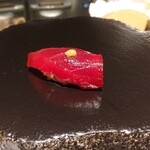 鮨と一品　いちかわ - 漬けマグロ