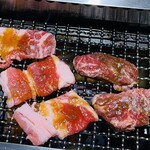 肉箱 - ジュウジュウ