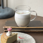 カフェ ケシパール - 桜もちミルク
