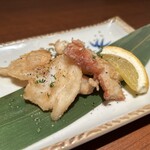 Okinawa Ryouri Umassa Furu Pu - 噛めば噛むほど美味しい！タコの唐揚げ！