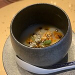 TOKYO CHINOIS 神子 - カリフラーを乳酸発酵させた酸辣湯
