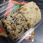 からあげ華鳥 - 鳥めしおにぎり（ごぼう・ひじき）