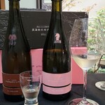 日本料理 TOBIUME - 酒⑤新政　見えざるピンクのユニコーン2018(秋田)
      米品種:秋田県産改良信交100%、精米歩合:40%
      お酒⑥新政　異端教祖株式会社2017(秋田)
      米品種:秋田県産美郷錦100%、精米歩合:40%