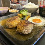 ハンバーグと伊賀牛丼の五右衛門 - 伊賀牛入りハンバーグセット