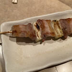 Yakitori Kan - 豚精肉360円