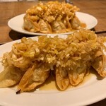 餃子とスパークリング バブルス - 