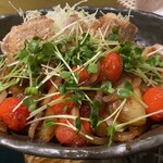 じゃじゃ馬 - トマトと豚の生姜焼き