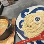 Fujiyama Go Go Middo Rando Ramen Sutando - 