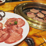 Yakiniku En - 