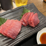 わ楽 - 生本マグロ刺身　2種類の部位