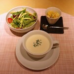 Maison B - ランチセット
            白蕪のスープ･シーザーサラダ