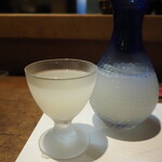 Sushitoyo - 十六代九郎右衛門 スノーウーマン 純米吟醸 ひとごこち 活性にごり生酒