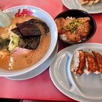 ラーメン山岡家 - サービスセットC