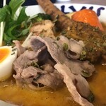 スープカレー&ダイニング エルビス - ラムしゃぶ、煮込みチキン、豚角煮