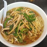 南京亭 - 肉絲麺  980円