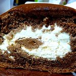 チョコレートショップ 博多の石畳 - 生チョコショコラロール