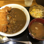 おひさまげんき食堂 - 味噌汁、サラダ付き