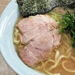 横濱ラーメン あさが家 - チャーシュー。