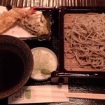 手打ちそば 山商 - つけ天せいろ750円