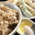饂飩店よこやま - きんかんの天ぷらが美味しかったです