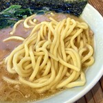 Tamura Ya - 丸山製麺(株)の中太麺。