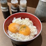 epais - トリフ味の卵かけご飯240円