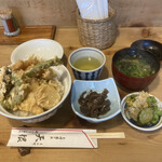 天銀 - 穴子天丼　1400円