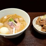 麺屋 ルリカケス - 