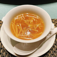 天津飯店 本店 - フカヒレスープ