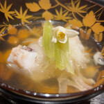 西麻布野口 - 乗っているのは柚子の花…1~2週間しか採れない貴重なもの