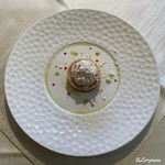 プチレストラン ブーケ・ド・フランス - 桜鱒とクレープのミルフィーユ仕立て玉葱のエスプーマ