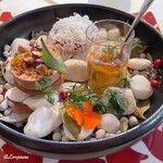 プチレストラン ブーケ・ド・フランス - 生海胆と人参のコンソメジュレ､馬肉のタルタル､フォアグラにキャラメリゼした胡桃のアミューズ