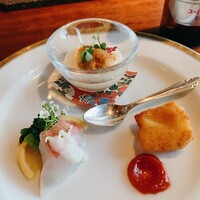 横浜瀬里奈 ステーキドーム - 