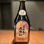 Okinawa Ryouri Umassa Furu Pu - 沖縄の食のシーンにおけるスタンダードな1本。3年古酒10％ブレンド酒。