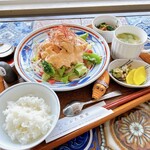 こぶた食堂 - マヨチリチキンのランチ 1380円