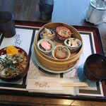 Hoteru kyassuru in iseo fuufu iwa yumemonogatari - 和朝食