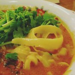 華隆餐館 - 刀削坦々麺