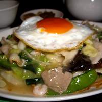廣東料理 民生 ヒルトンプラザウエスト店 - 五目焼きそば