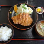 黒豚の館 - ロースかつ定食