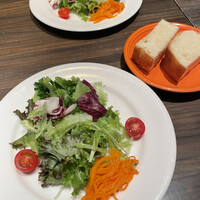 grigio la tavola - 