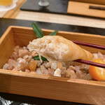 四季彩ダイニング　春 - 蟹の旨みが濃厚〜♪
      金柑は甘すぎず酸っぱすぎずで良い口直しに。